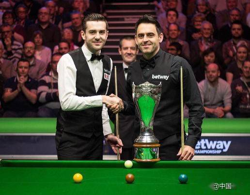 輕布魯諾在 輕布魯諾在