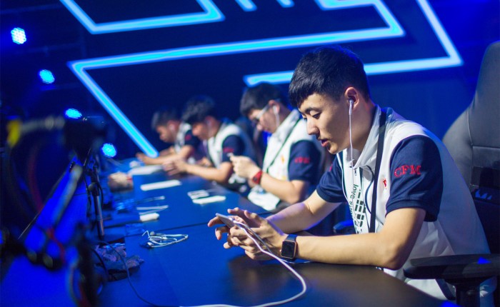 开场不久阿 开场不久阿