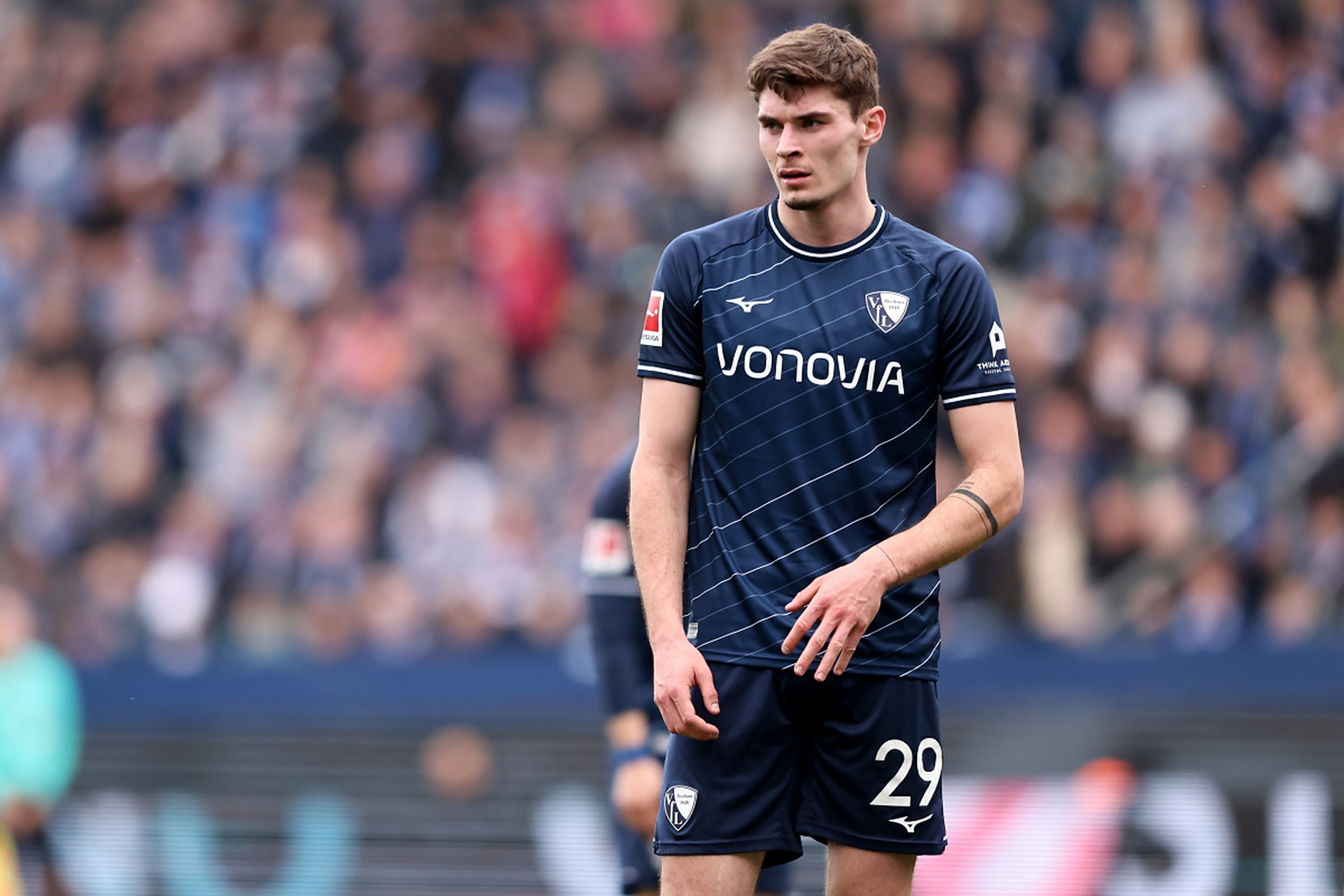 的中场属性 的中场属性